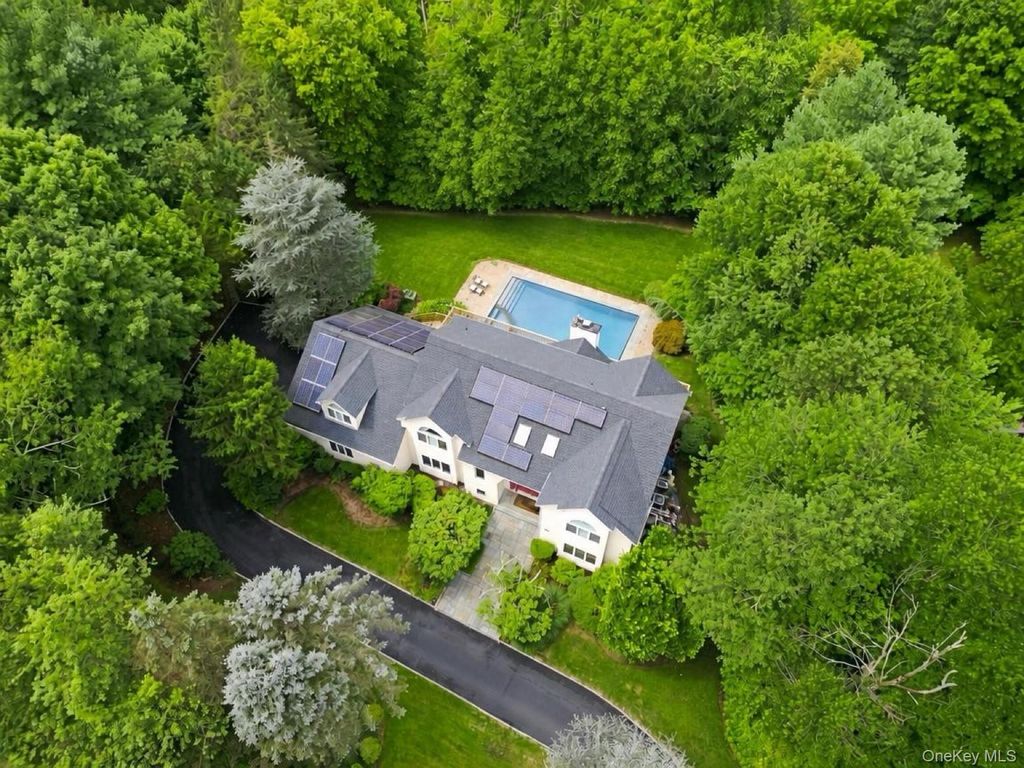 48 Random Farms Circle, Chappaqua, NY 10514 — photo 4
