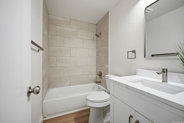 11 Viaduct Post, San Antonio, TX 78240