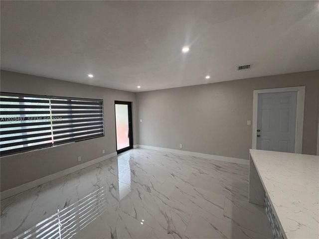 919 NE 4th Court, Hallandale Beach, FL 33009