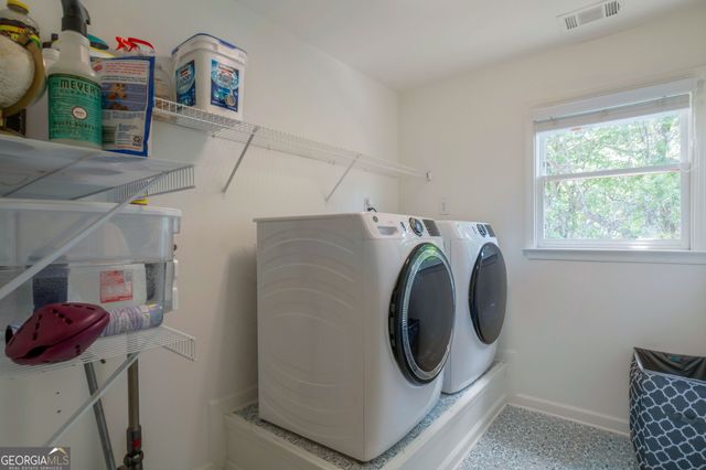 2524 Kickerillo Way SE, Atlanta, GA 30316