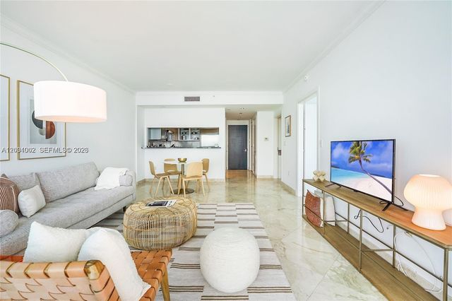 540 West Ave 812, Miami Beach, FL 33139