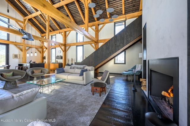 890 Bald Mountain Road, Austerlitz, NY 12017