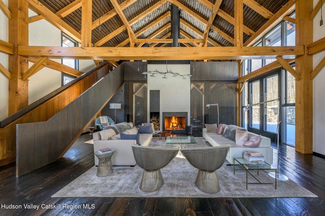 890 Bald Mountain Road, Austerlitz, NY 12017