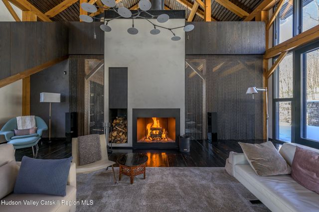 890 Bald Mountain Road, Austerlitz, NY 12017