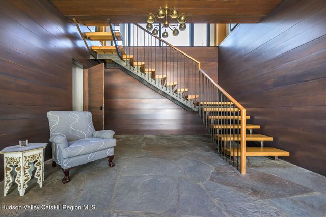 890 Bald Mountain Road, Austerlitz, NY 12017