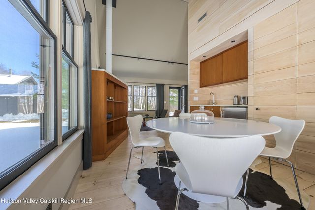 890 Bald Mountain Road, Austerlitz, NY 12017