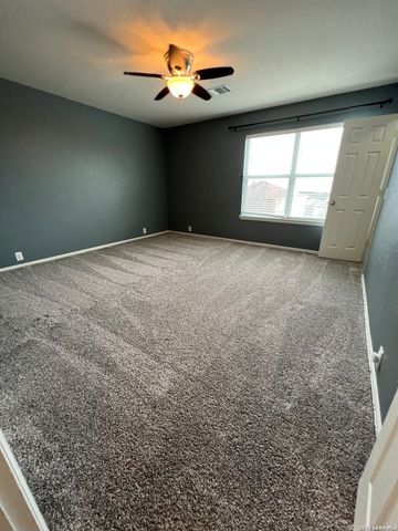 15810 COTTON TAIL LN, San Antonio, TX 78255