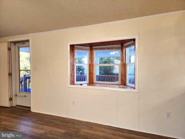 63 WALKER AVE, Gettysburg, PA 17325