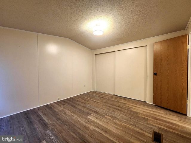 63 WALKER AVE, Gettysburg, PA 17325