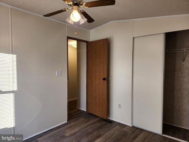 63 WALKER AVE, Gettysburg, PA 17325