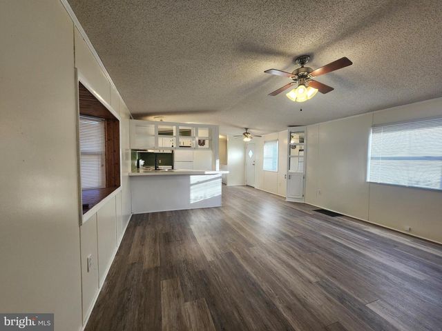 63 WALKER AVE, Gettysburg, PA 17325