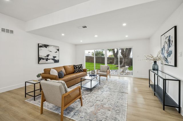 3401 Valley View Lane, Garland, TX 75043