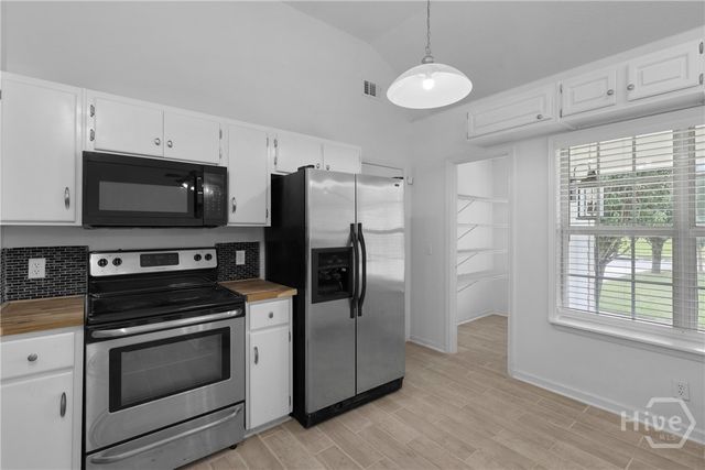 1 Bluelake Boulevard, Pooler, GA 31322