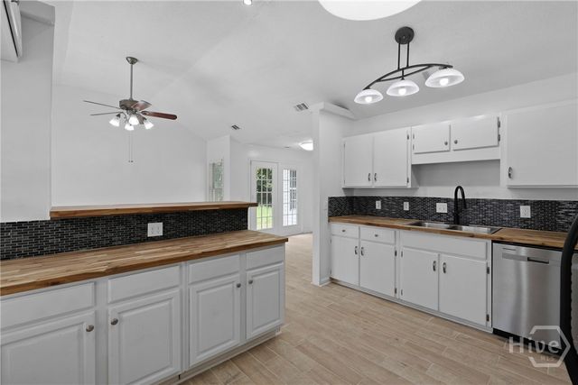 1 Bluelake Boulevard, Pooler, GA 31322