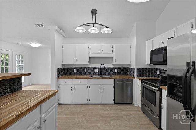 1 Bluelake Boulevard, Pooler, GA 31322