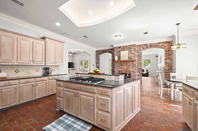 35000 Harmony Ln, Denham Springs, LA 70706