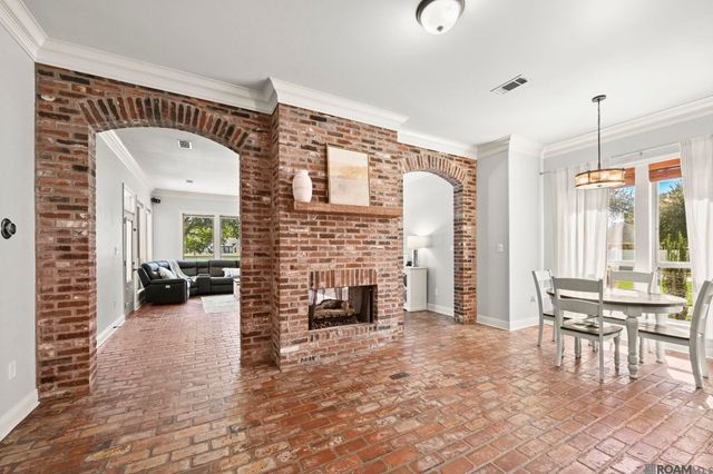 35000 Harmony Ln, Denham Springs, LA 70706