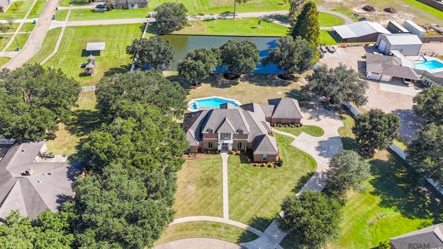 35000 Harmony Ln, Denham Springs, LA 70706