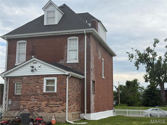 4429 Greer Avenue, St Louis, MO 63115
