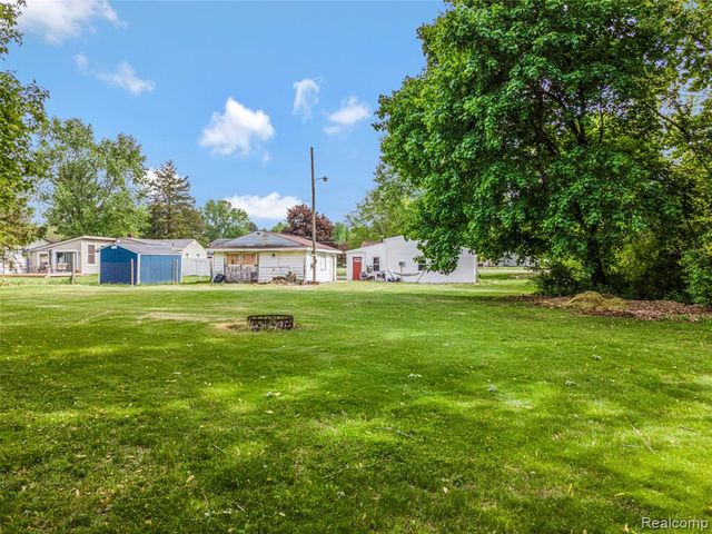 4431 E Mount Morris Road, Mount Morris, MI 48458