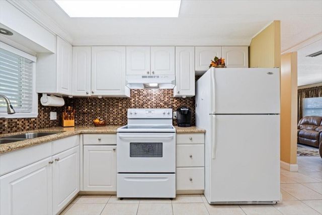 120 NW 51st Street, Deerfield Beach, FL 33064