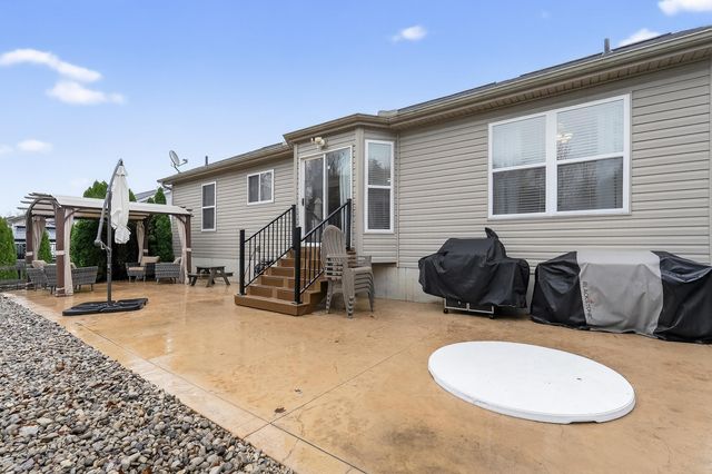 2109 Canyon Court, Hebron, KY 41048