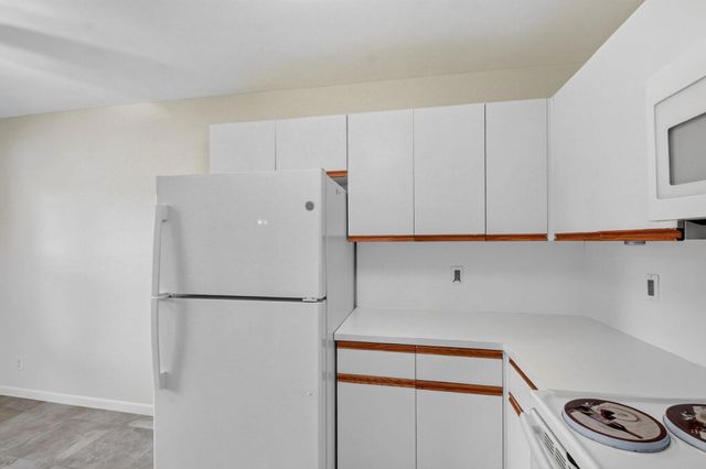 7665 TAHITI Lane 104, Lake Worth, FL 33467