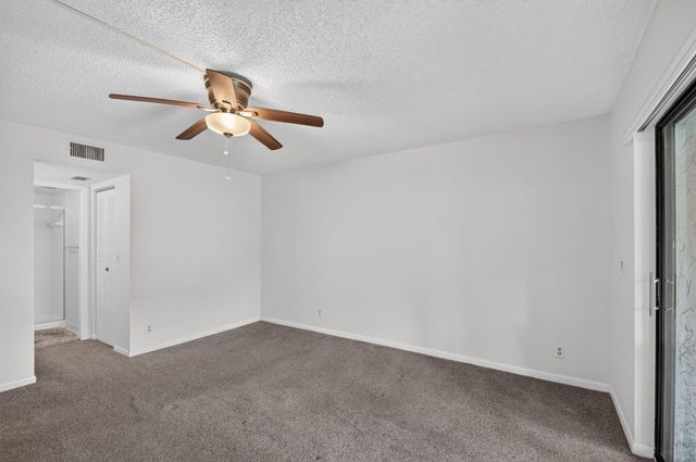 7665 TAHITI Lane 104, Lake Worth, FL 33467