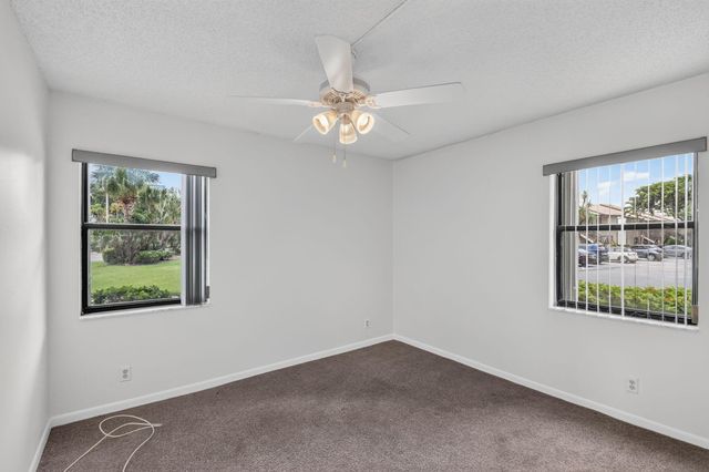 7665 TAHITI Lane 104, Lake Worth, FL 33467