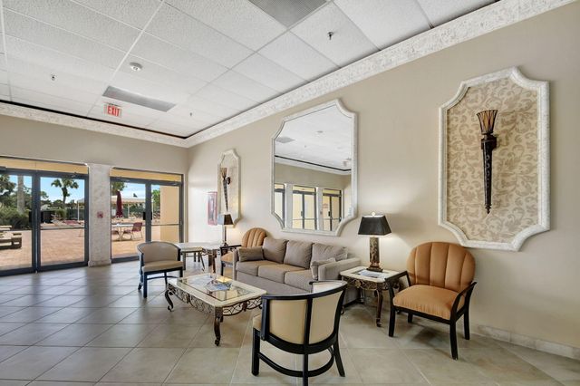 7665 TAHITI Lane 104, Lake Worth, FL 33467
