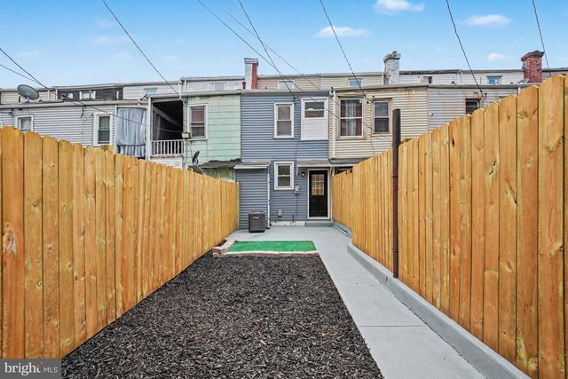 1221 MULBERRY ST, Reading, PA 19604