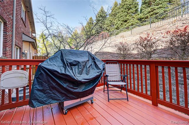 42432 Corlina Drive, Northville, MI 48167