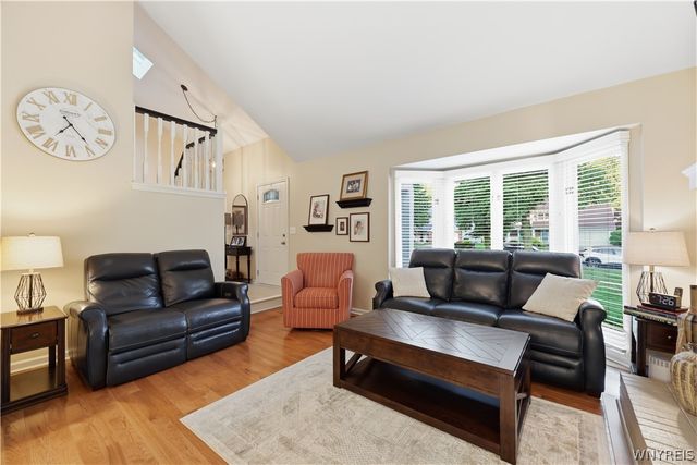 90 Grasspointe Drive, Amherst, NY 14228