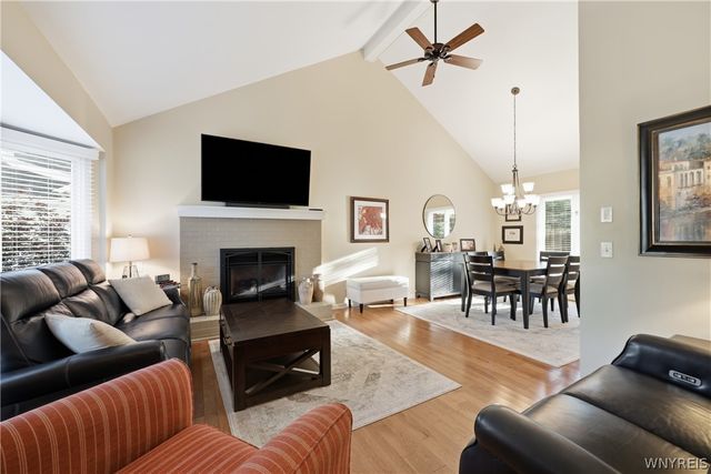 90 Grasspointe Drive, Amherst, NY 14228