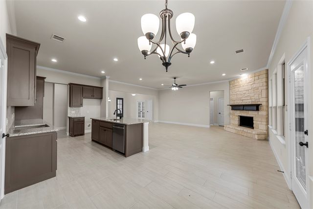 18113 OSAGE Lane, Terrell, TX 75160