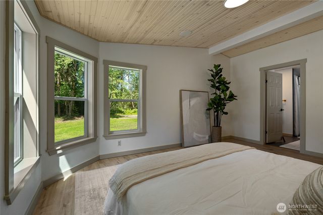 7305 313th Street Ct E, Eatonville, WA 98328
