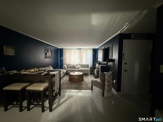 75 Sigwin Drive 75, Wallingford, CT 06492