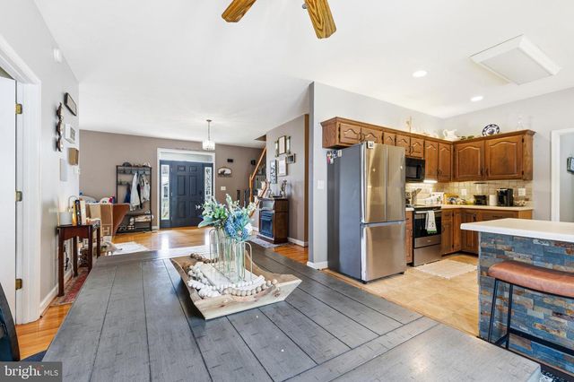 154 W WANDA ST, Stanley, VA 22851