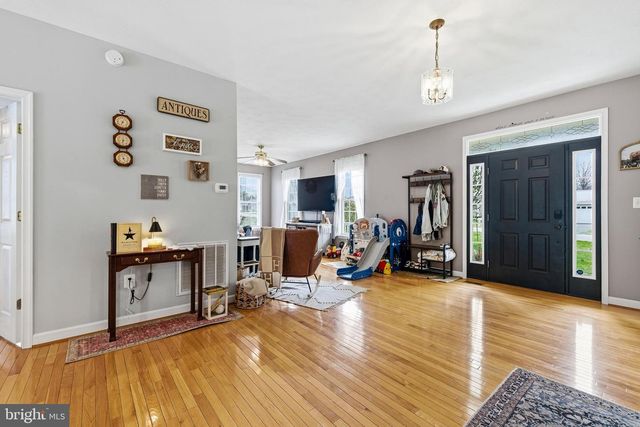 154 W WANDA ST, Stanley, VA 22851