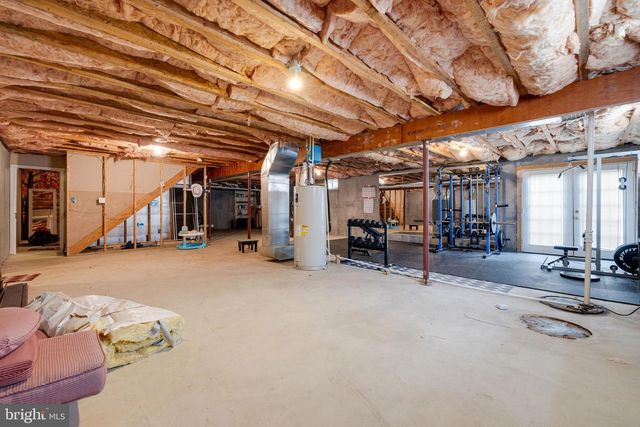 154 W WANDA ST, Stanley, VA 22851