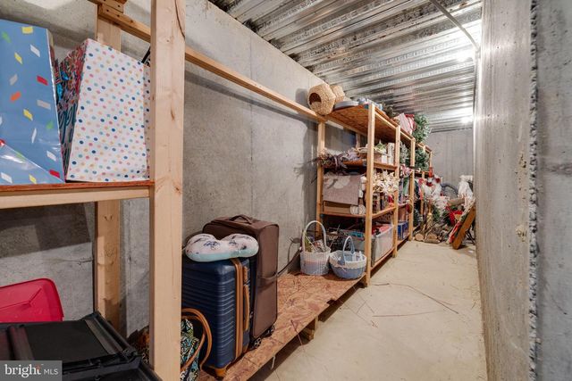 154 W WANDA ST, Stanley, VA 22851