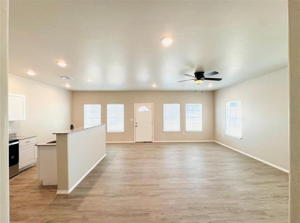 300 NW 122nd Street A & B, Oklahoma City, OK 73114