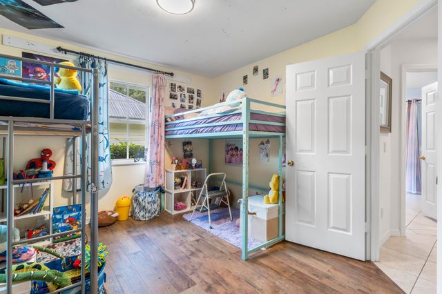 129 38th Court, Vero Beach, FL 32968