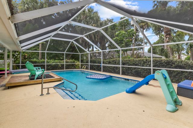 129 38th Court, Vero Beach, FL 32968