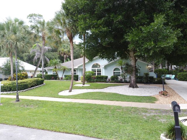 129 38th Court, Vero Beach, FL 32968