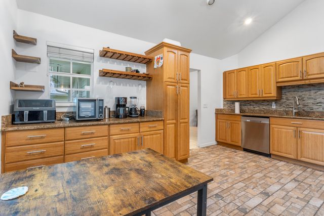 129 38th Court, Vero Beach, FL 32968
