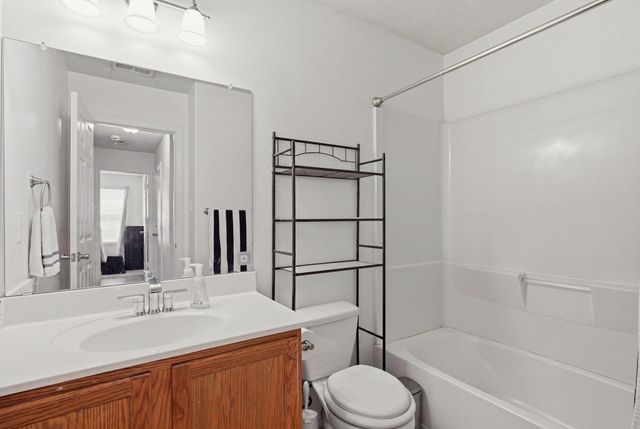 32 Salida Del Sol, Los Lunas, NM 87031