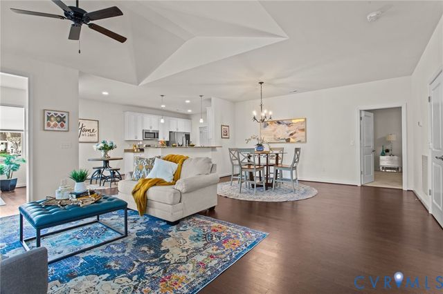 1838 Providence Villas Ct, North Chesterfield, VA 23236