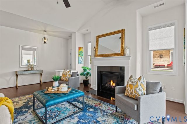 1838 Providence Villas Ct, North Chesterfield, VA 23236