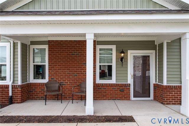 1838 Providence Villas Ct, North Chesterfield, VA 23236